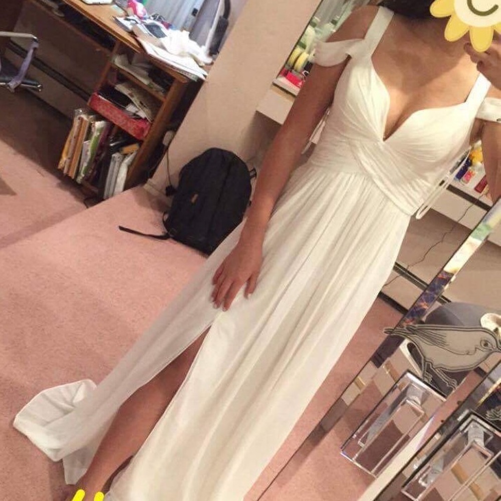 Beautiful Lulu’s White Floor length Dress - Picture 2 of 2